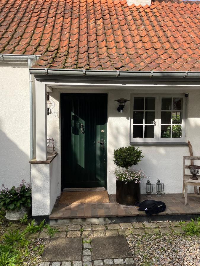 The Guest House Snekkersten Exterior photo